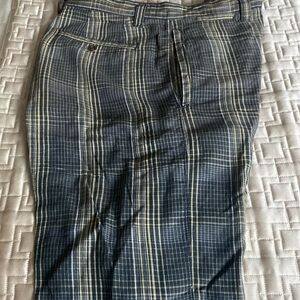 Tommy Bahama size 34 men's shorts, gray and beige plaid